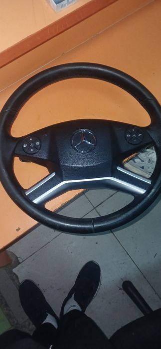 Руль от мл164 оригинал