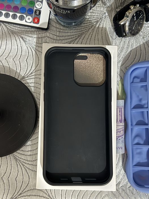 Husa iPhone 15 pro max Burga
