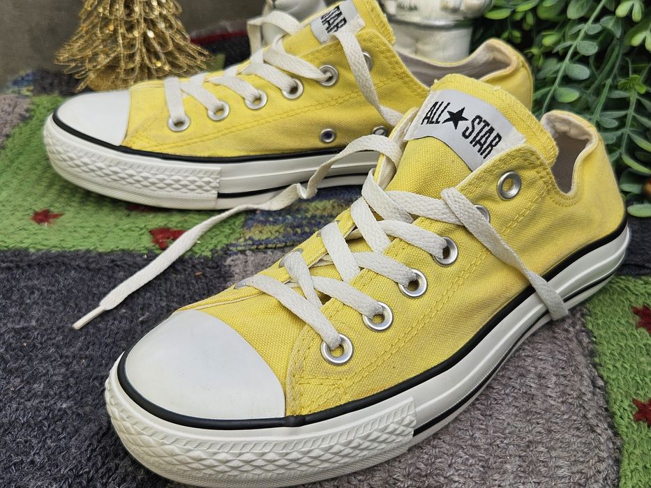 Converse кецове в жълто N37.5