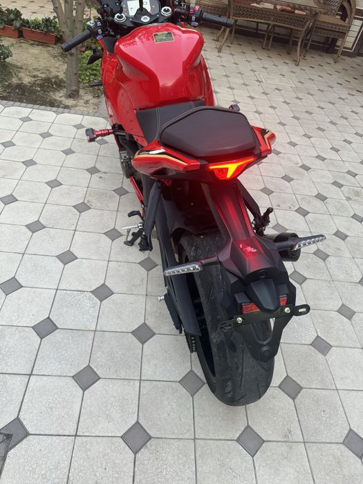 QJ Moto 600 SS.