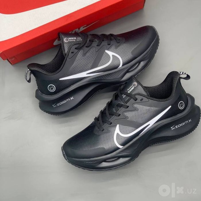 Nike Zoom x Smiley