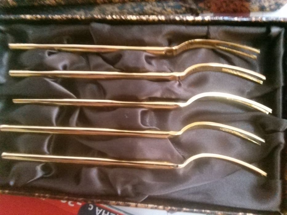 ADAM&EVE Японски позлатени вилици