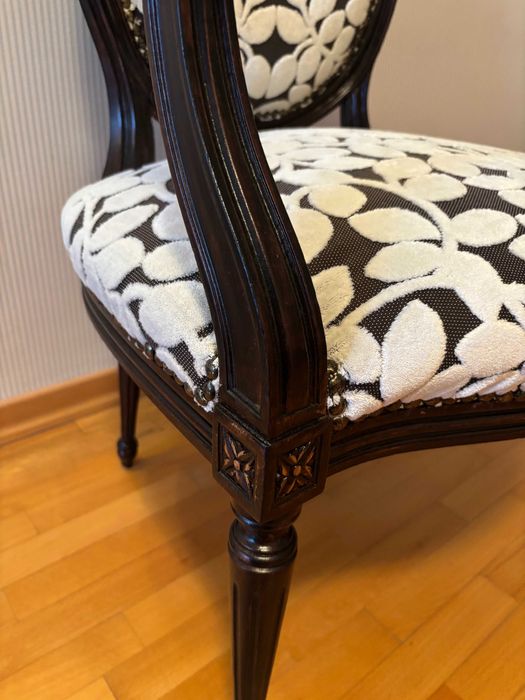 Антикварно кресло, изработено в периода 1910-1920 г.