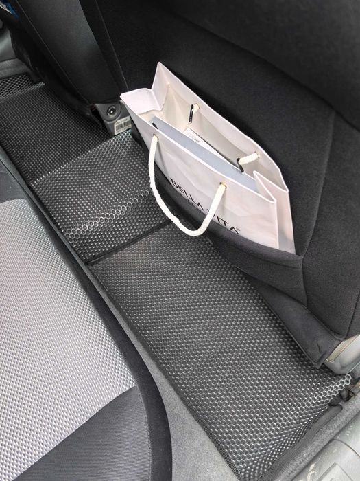 Eva poliklari barcha turdagi avtomobillar uchun . ЭВА коврики