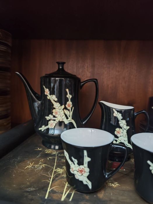 Продам чайный сервиз