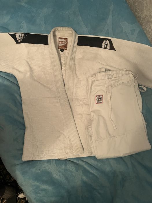 Кимоно дзюдо сатылады