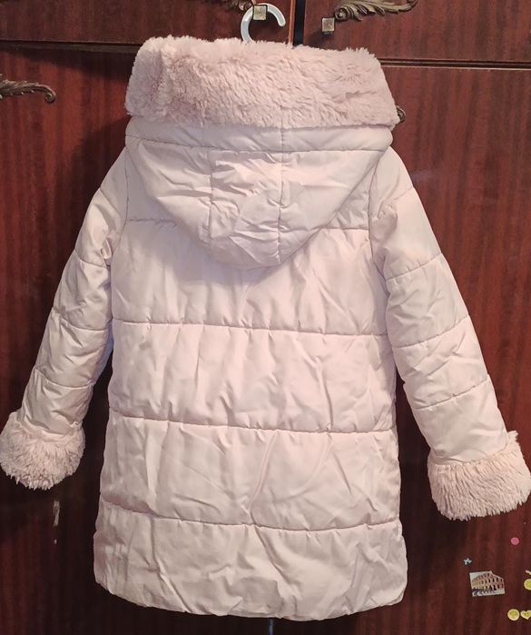 Куртка зимняя для девочки.