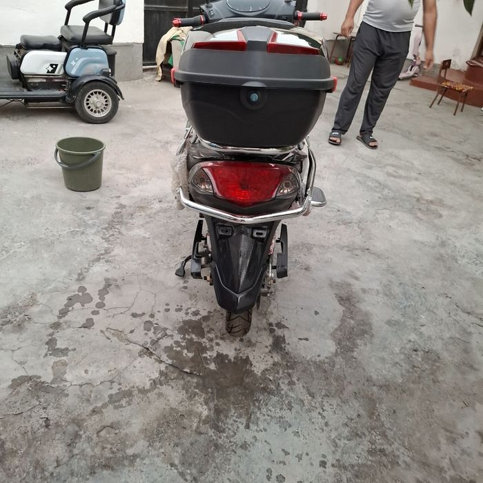 Електроний скутер