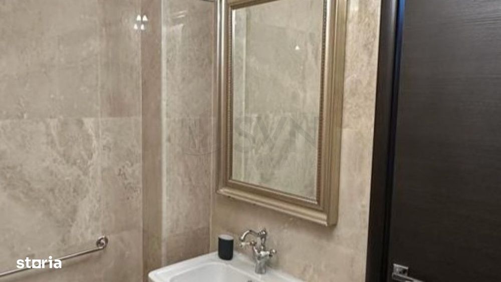 Apartament 3 camere 140mp  Loc de parcare inclus
