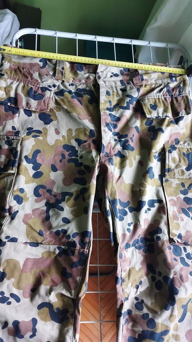 Pantaloni mozaic