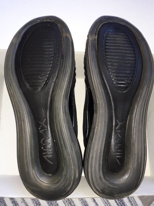 Унисекс маратонки 40,5 Nike air max 720