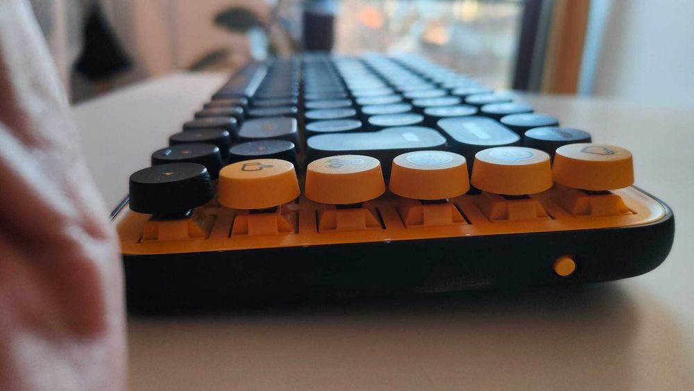 Tastatura mecanica wireless Logitech POP KEYS