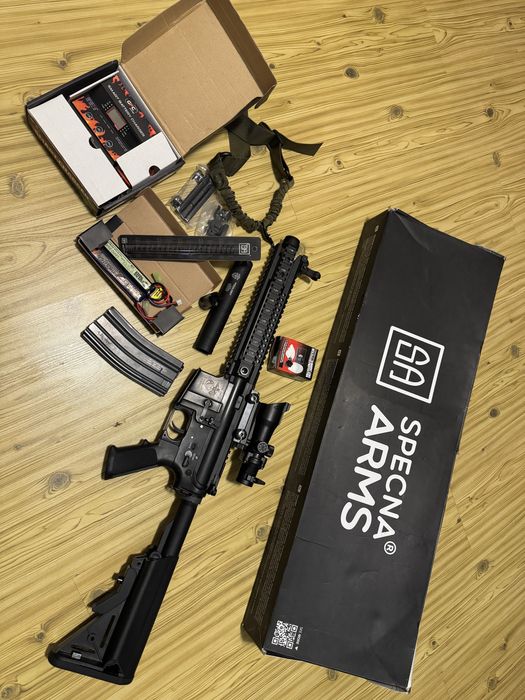 Pachet Replica M4 SA-A01 cu diverse accesorii