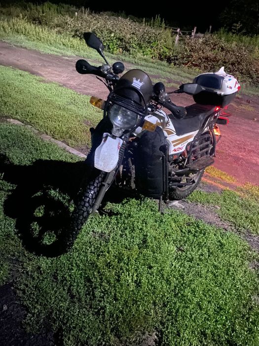 мотоцикл SUZUKI GSX 200