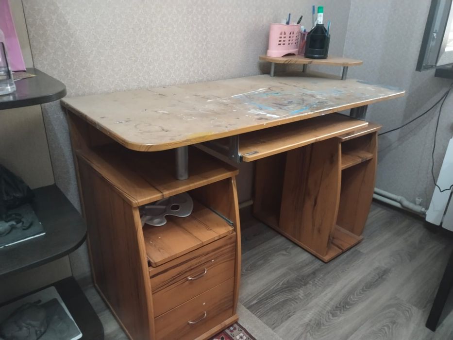 Продам стол не дорого