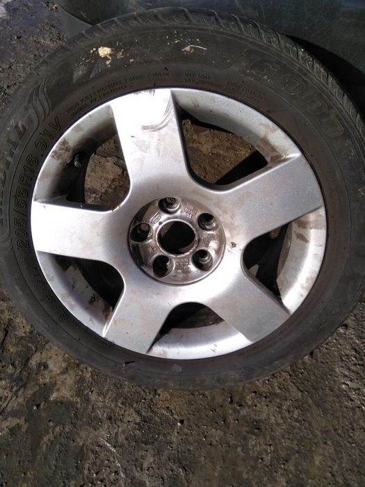 Ауди а4 б6 2.0 само на части