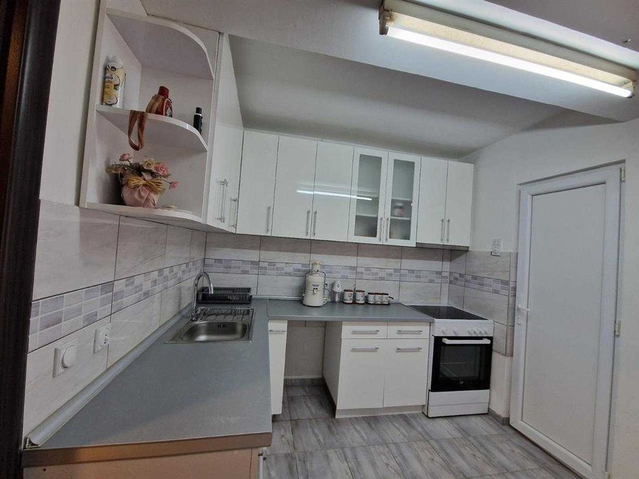 Дава се под наем Двустаен апартамент в София, Люлин 6 - 65 кв.м за 459 € - Снимка #3