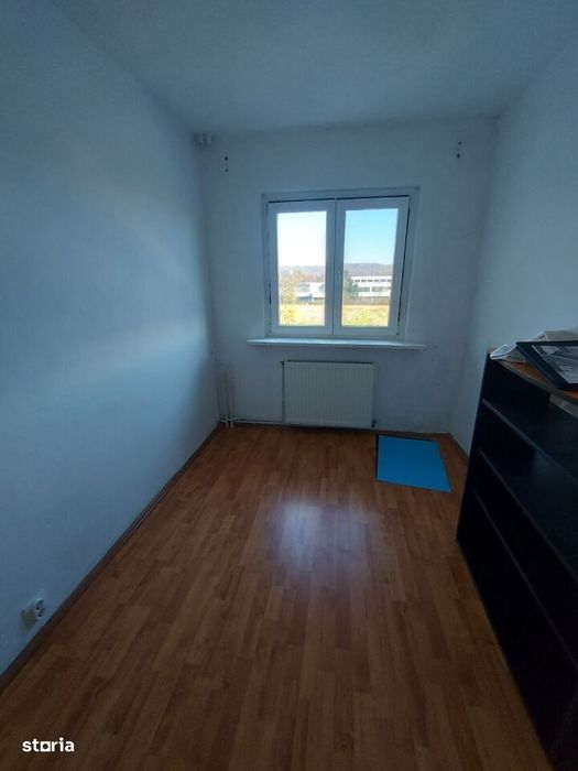Apartament cu trei camere Pitesti-Arges