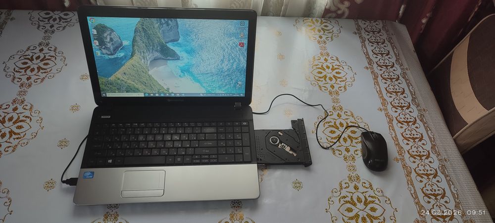 Ноутбук Packard Bell EasyNote (2013) — Полностью обслужен