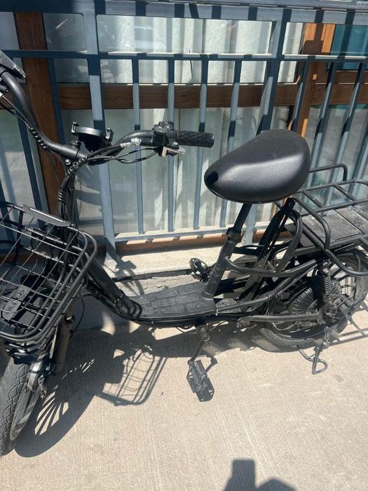Skuter monster velotay