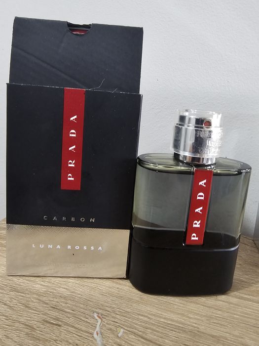 Prada carbon luna rossa