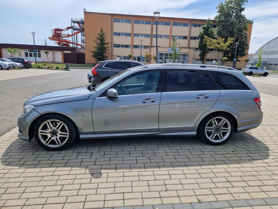 Dezmembrez Mercedes c220 c350 packet amg usa caroserie w204 facelift b