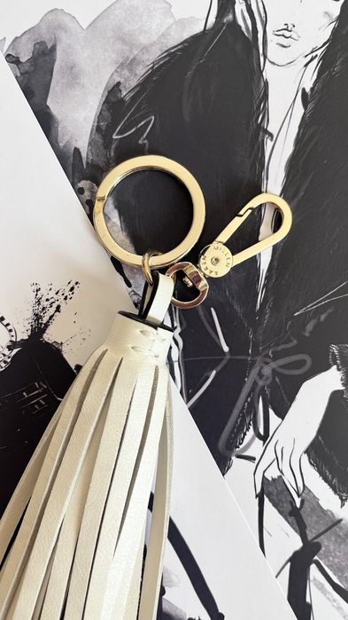 Оригинален ключодържател кожен пискюл Karen Millen