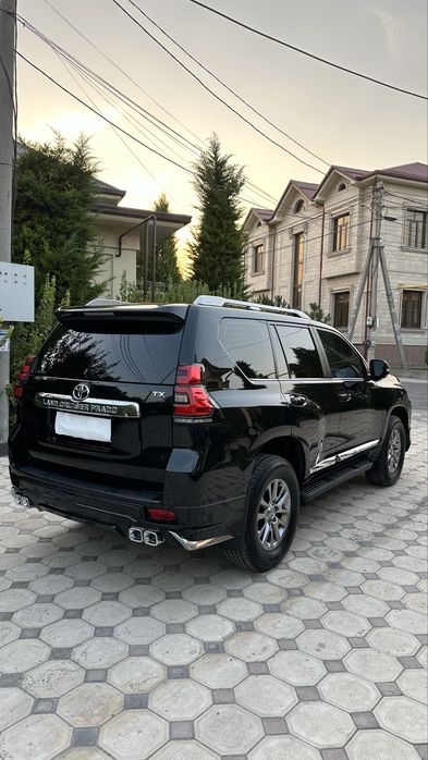 Toyota prado 150 sotiladi