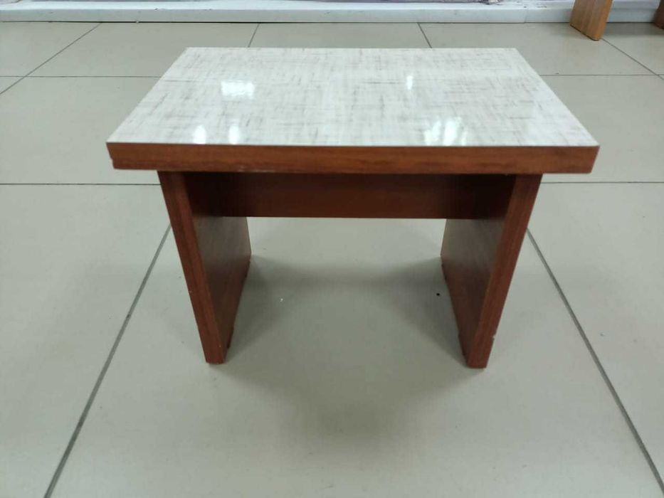 Продам удобные и крепкие табуретки