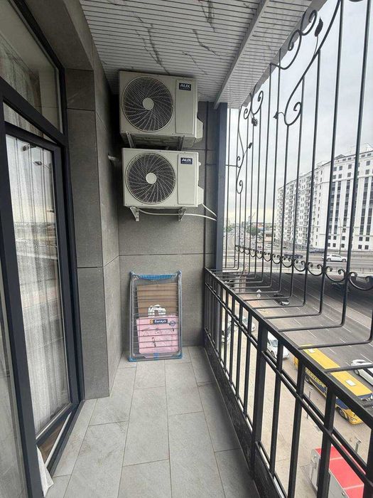 Продается 2х комнатная  квартира 73 м2 Евроремонт