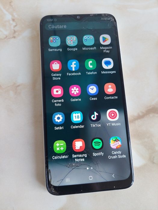Vând Samsung Galaxy A03s alb NEcodat cu câteva dezavantaje /poze reale