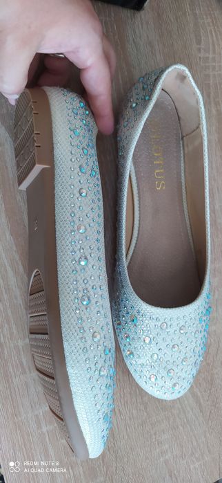 Новый белый балетка