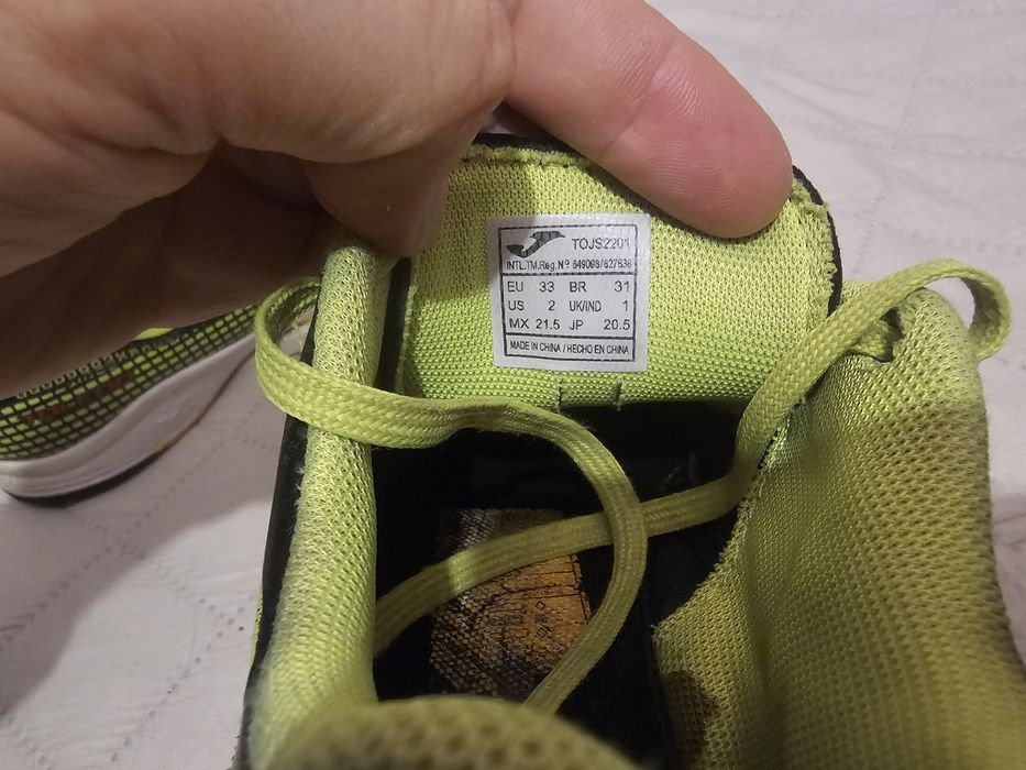 pantofi sport unisex Joma nu Adidas Nike Jordan Puma Reebok măsura 33,