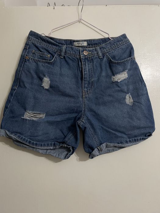 Продам шорты женские