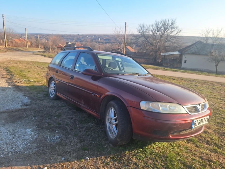 Opel vectra  1.8 116к.с