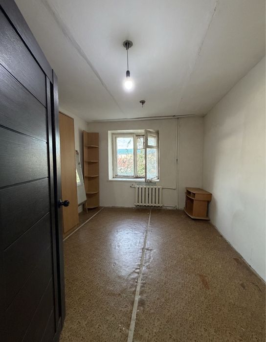 Продается комната в общежитии. Чистый подьезд