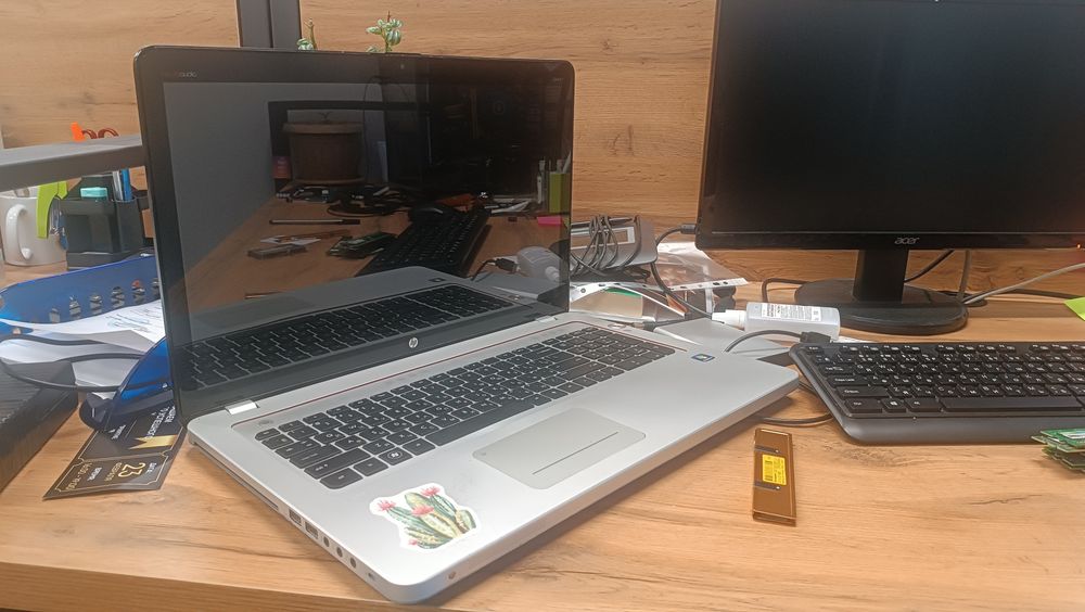 HP Envy 17 на i5 процессоре