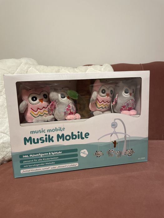 Carusel muzical cu jucarii de plus