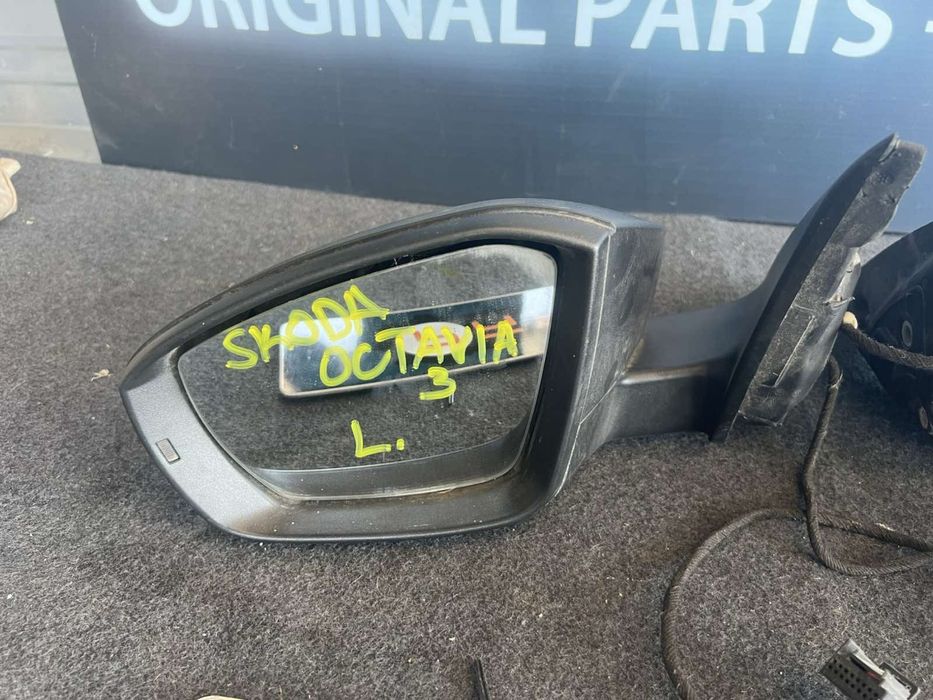 Ляво Дясно цена за брой огледало Skoda OCTAVIA III  2011-2019