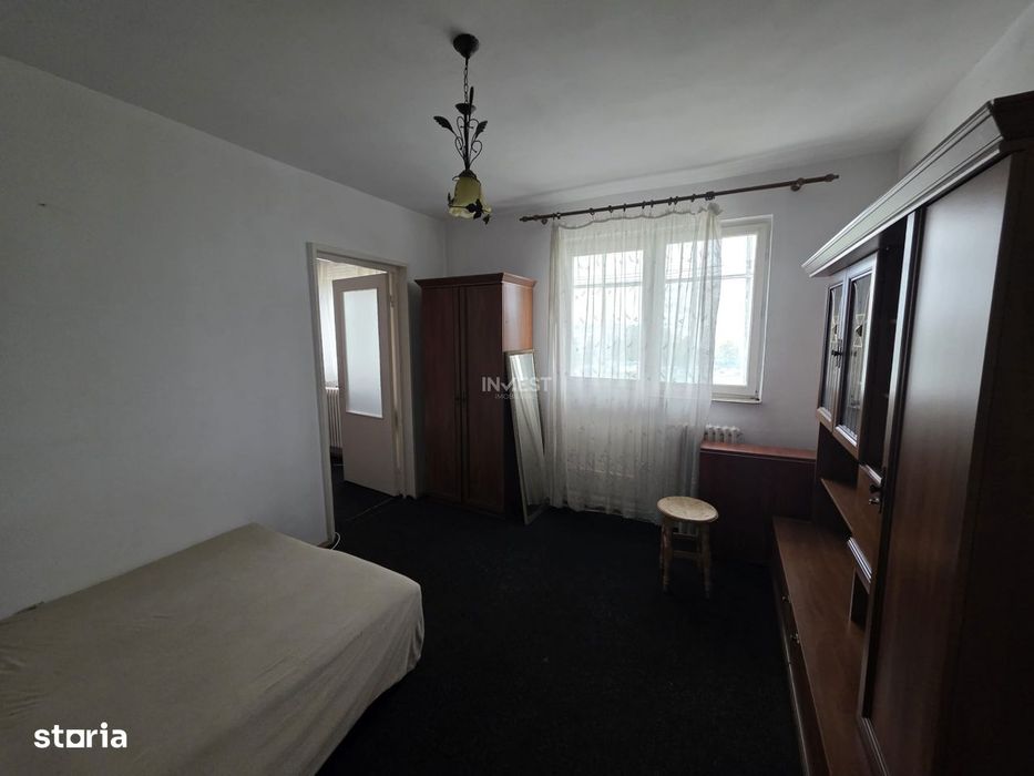 Apartament 2 camere, etaj intermediar, Piata Alexandru cel Bun