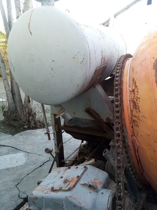 Бетон мишалка, бетоносмеситель,  beton aralashtirgich.