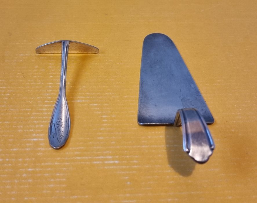 Set ustensile de bucătărie, una din argint și una argintată