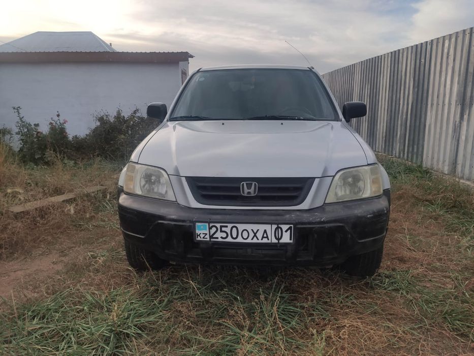 Продам Honda CR-V 2000 года