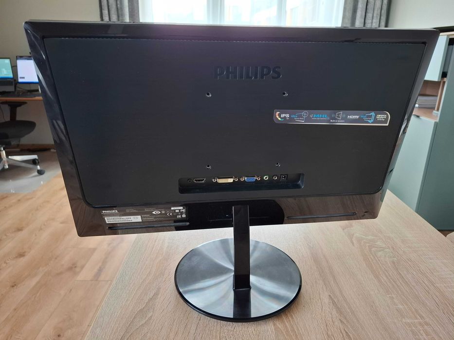 Монитор Philips LCD 224E5QSB