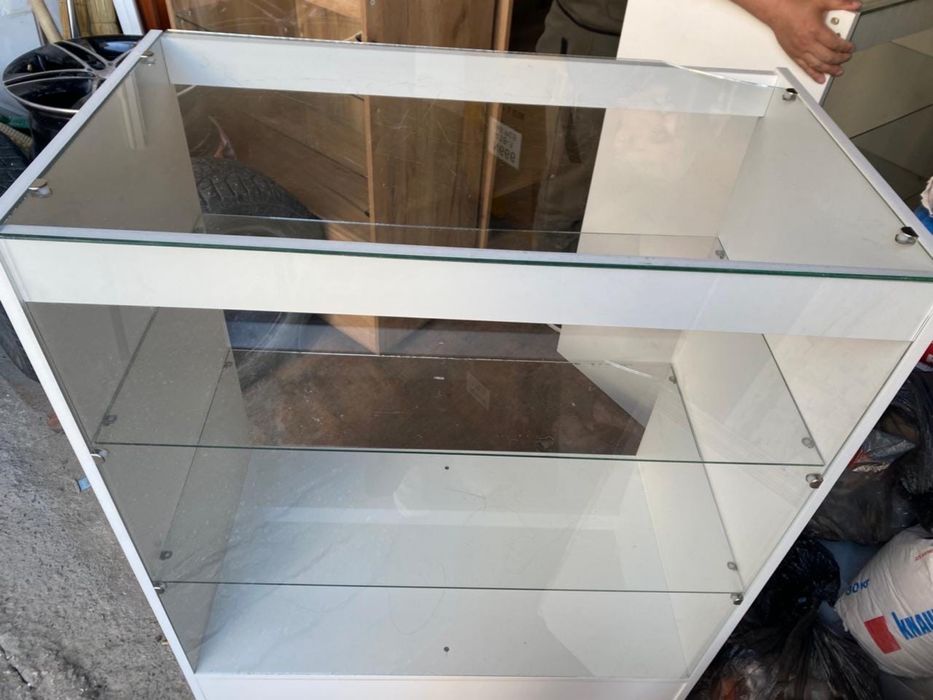 Витрина 8000 тенге