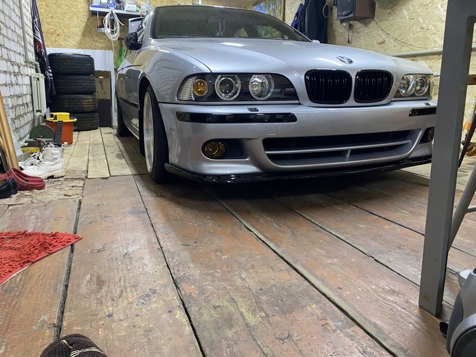 BMW e39 бампер фары пароги
