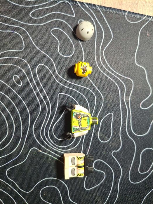 Разные фигурки LEGO