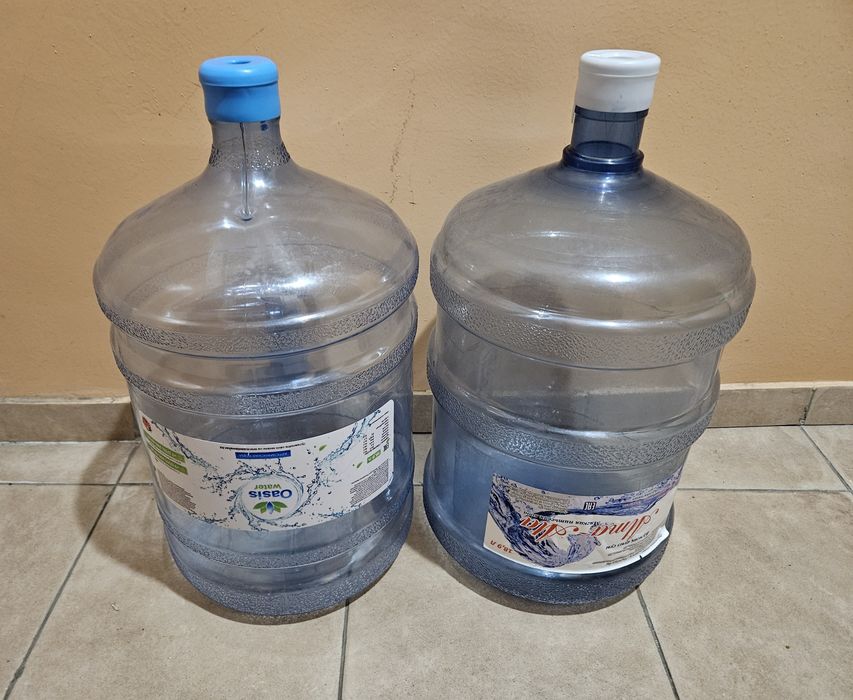 Бутыли для воды по 1500