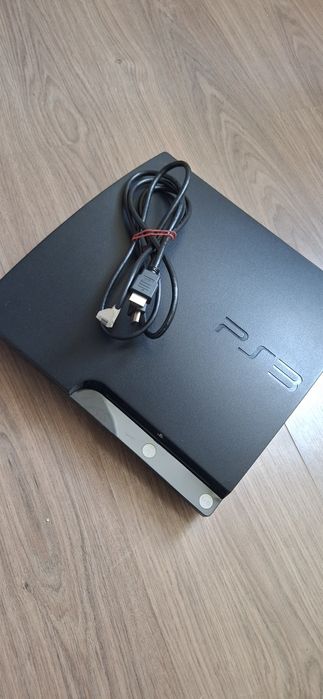 PS3 slim продаётся СРОЧНО не в рабочем состоянии.