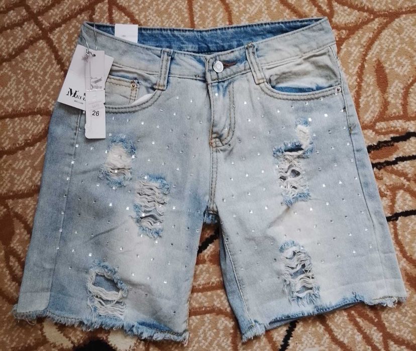 Продам женские шорты